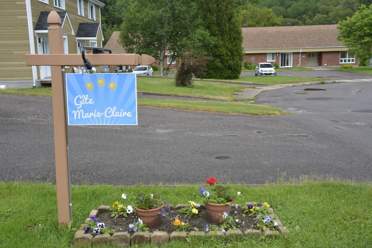Gite Marie-Claire Petit-Saguenay Eksteriør bilde